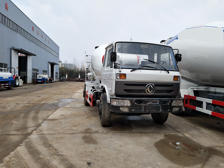 東風(fēng)6方不上戶(hù)攪拌車(chē)