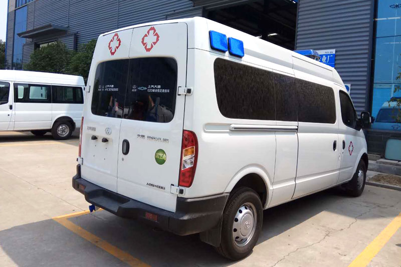 上汽大通短軸救護車