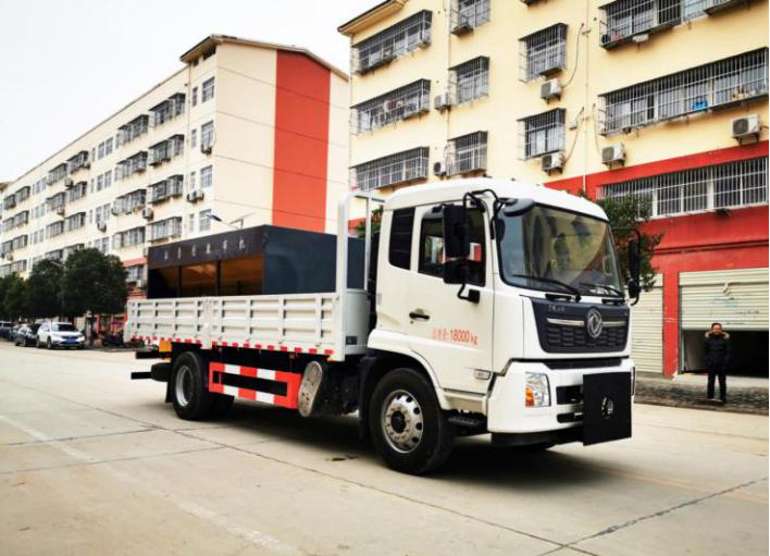 國(guó)六東風(fēng)天錦除雪車