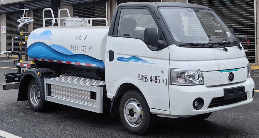 4.5噸純電動(dòng)灑水車(chē)